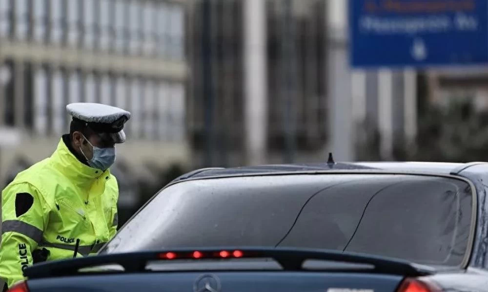 Απαγόρευση κυκλοφορίας: 328 παραβάσεις μέσα σε λίγες ώρες την Κυριακή